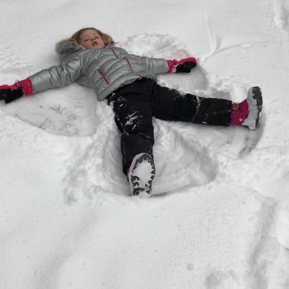 Meet your Posher, Sarah - Picture 1 of 1